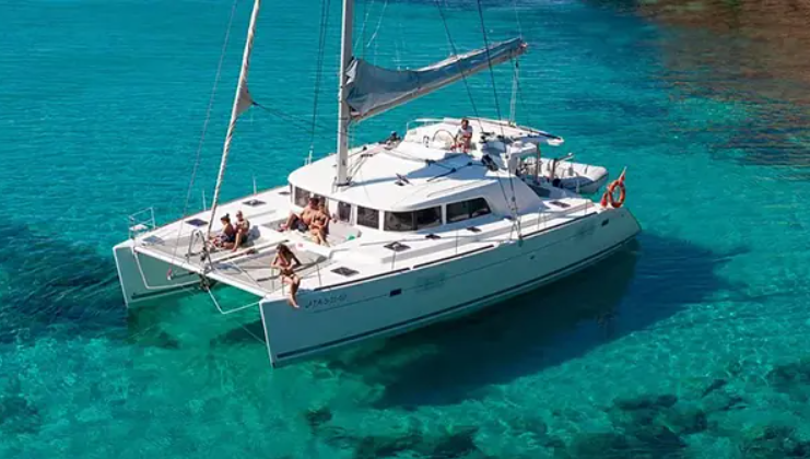Plan Your Dream Vacation with Private Boat Rentals in Cartagena, CO