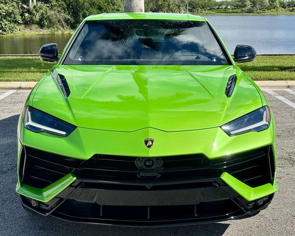 2024 Lamborghini Urus S Twin-turbo V8 Full Options