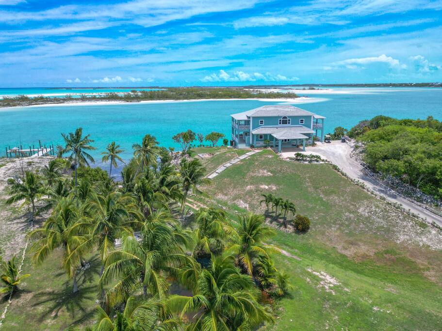 best luxury villa in Exuma