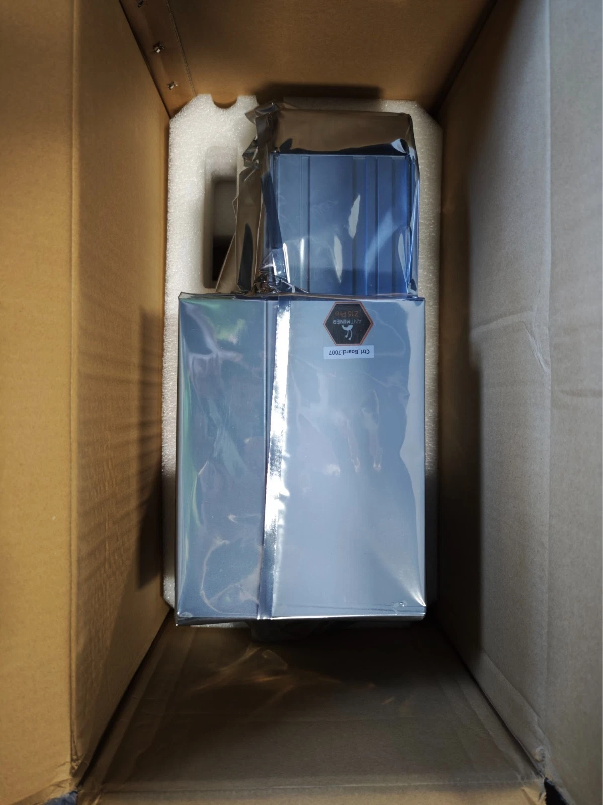 BITMAIN Antminer Z15 Pro 860k/sol 2780W Miner With Warranty BRAND NEW